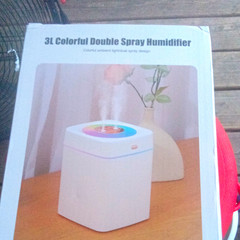 3L White Tabletop Humidifier Double Spray with LED Lights Plastic Compact