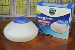 Vicks WarmSteam Vaporizer 1.5 Gallon Humidifier V150SGNLUPC Small & Medium Room