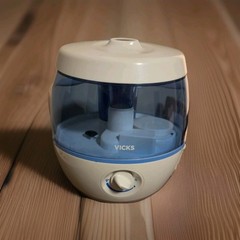 Vicks Sweet Dreams Tabletop Cool Mist Humidifier, Blue/White NEW NO BOX
