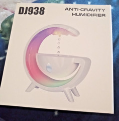 Anti-Gravity Humidifier with night light NEW