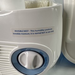 Vicks V3700 – Starry Night Projector-Filtered Cool Mist Humidifier- Used 3 times