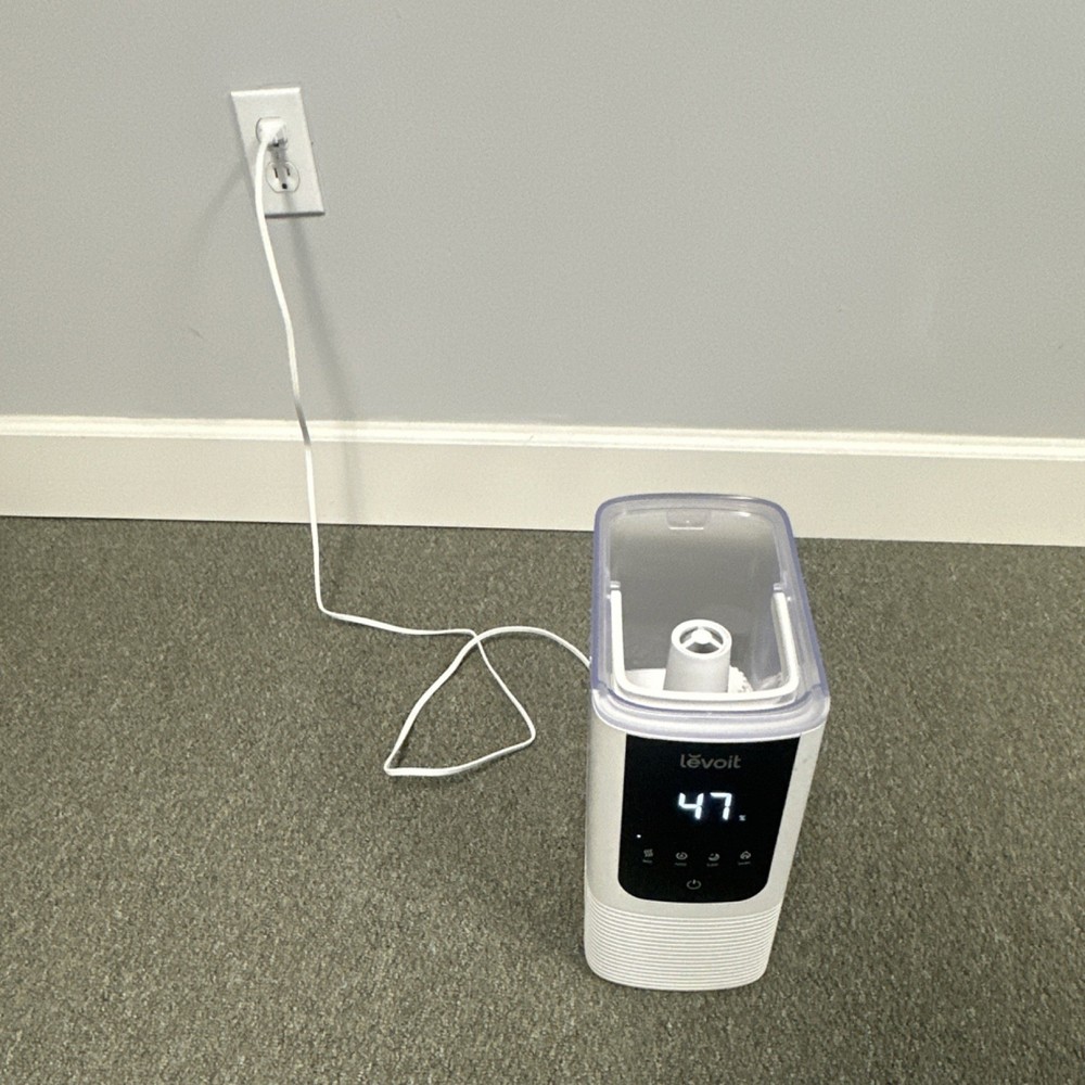 LEVOIT OasisMist Cool/Warm Mist Humidifier Wi-Fi 1.5 Gal 215 sq ft White No Top