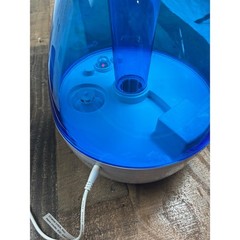 Crane Ultrasonic Cool Mist Humidifier 1 Gallon Blue White EE-5301 Filter-Free