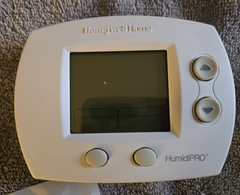 Honeywell Home HE360D Whole House Humidifier w/ HumidiPRO Thermostat