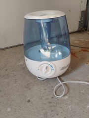 Vicks V4600 1.2gal. Cool Mist Humidifier