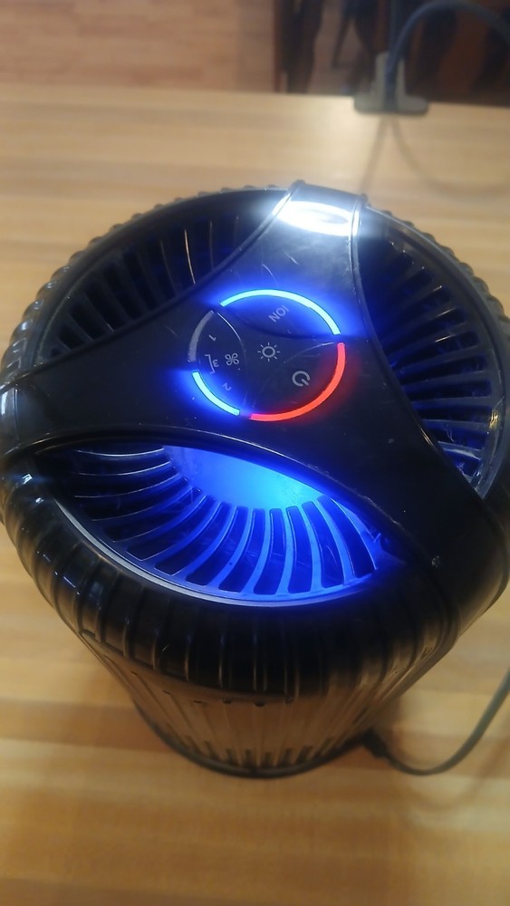 Homedics Air Purifier, Works Fine Needs Filter