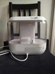 DREO Humidifier 4 Liter Quiet Run Cool Mist w/Light Excellent Working DR-HHM001