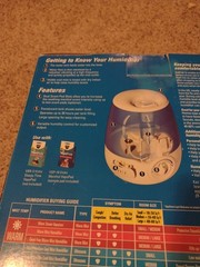 Vicks V4600 1.2gal. Cool Mist Humidifier Filter Free Low Maintenance