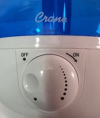Crane Ultrasonic Cool Mist Humidifier 1 Gal AutoOff 24hr runtime 360 degree