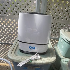 Everlasting Comfort Cool Mist Tabletop Humidifier Wired, 0.7 Gal 215 sq ft
