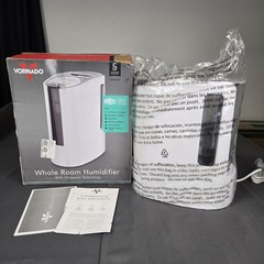 Vornado UH100 Whole Room Humidifier + Ultrasonic Technology Open Box