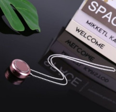The Portable Rechargeable Air Purifier Necklace Air Cleaner Pendant