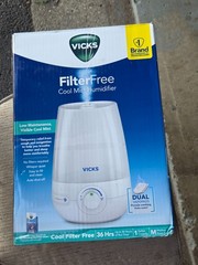 Vicks Filter-Free Cool Mist Humidifier – In Original Box