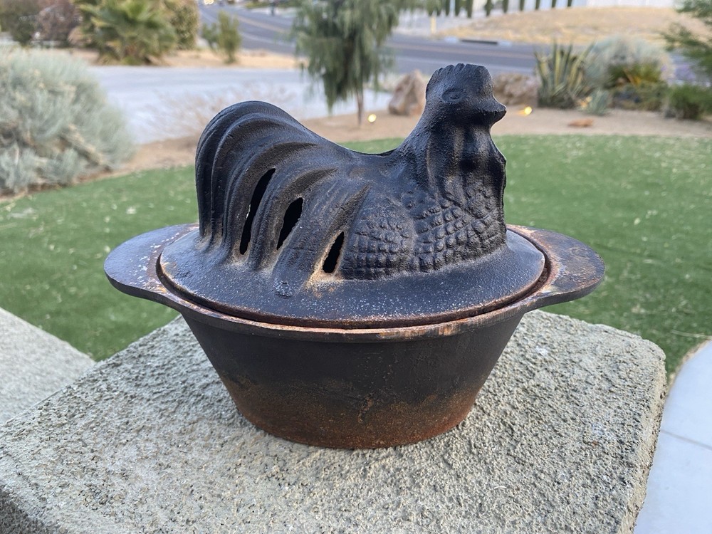 US Stove 1 Quart Enamel Cast Iron Wood Stove Steamer Humidifier, Black Chicken