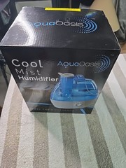 AquaOasis Cool Mist Humidifier 2.2L Water Tank Quiet Ultrasonic Cool Mist Sealed
