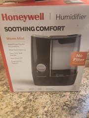 Honeywell Soothing Comfort Humidifier Moisture Warm Mist Unused
