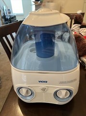 Vicks Starry Night Cool Mist Humidifier, 1 Gallon, 110V, Medium to Large Room