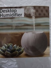Desktop Humidifier, Soothes your mood and releases stress. Adds moisture to air.